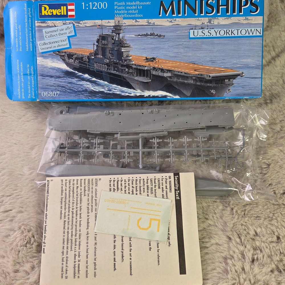 Revell Miniships USS Yorktown 1:1200 Scale Model Kit 06807 Aircraft Carrier